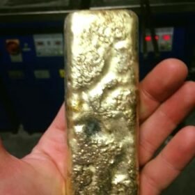 Invest in Nature's Luxury Understanding the Worth of Raw Gold from Africa at GRUPEAFRICA.NET